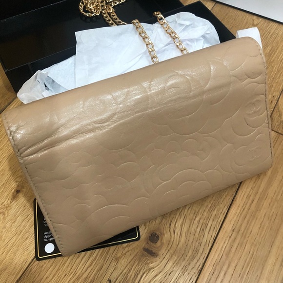 FLAWED✨ Chanel wallet WOC crossbody authentic - Picture 13 of 14
